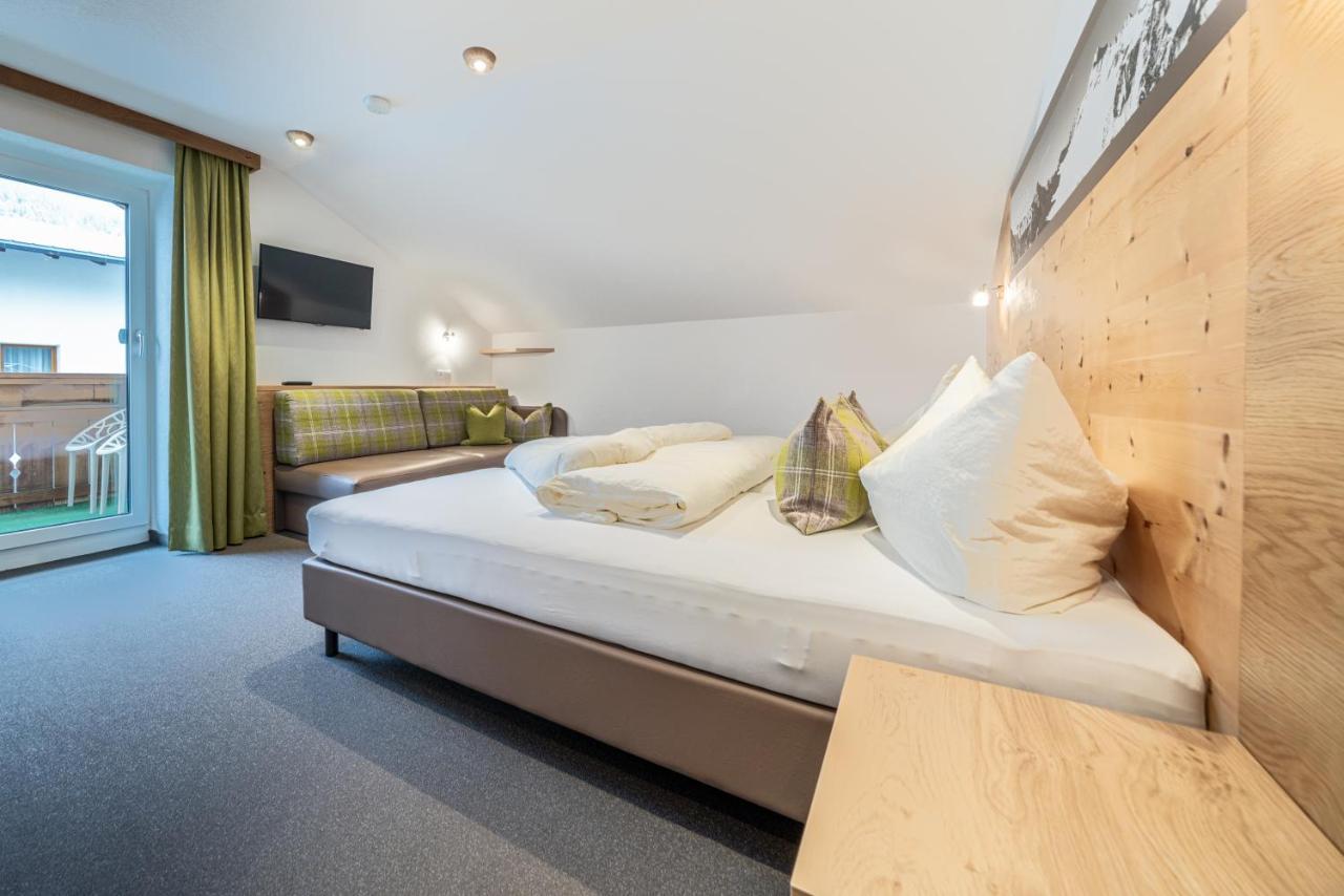 Garni Oetztal Rooms & Aparts Solden Exterior photo
